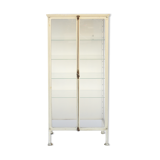 Former dentist showcase