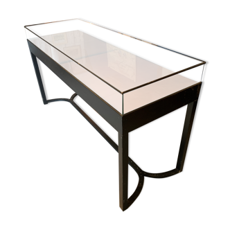 Showcase counter