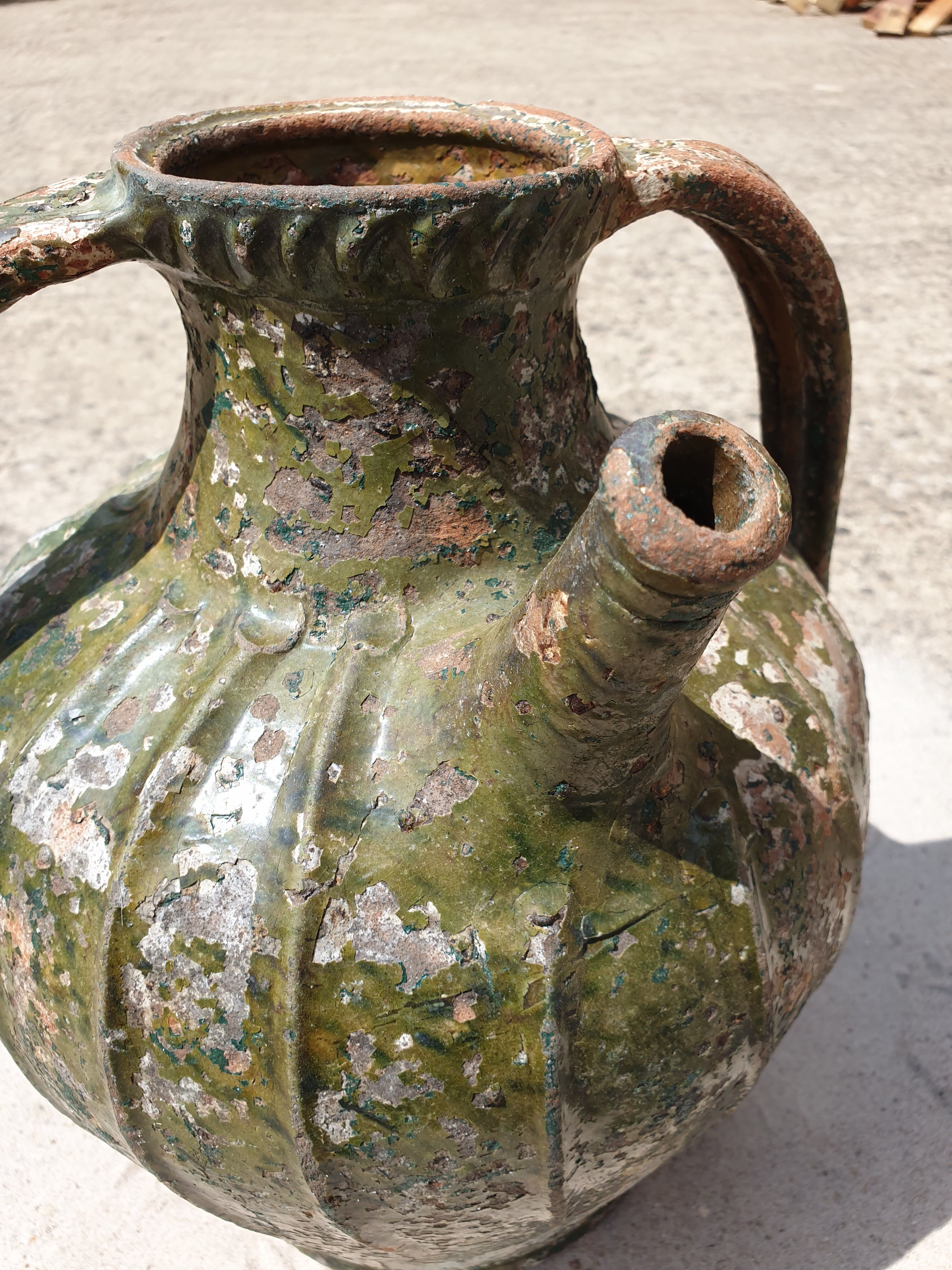 Dig jug pottery vase ancient terracotta green