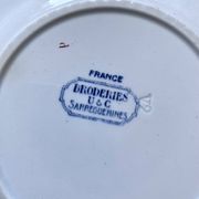 Sarreguemines ironstone dessert plates, "Embroidery" model
