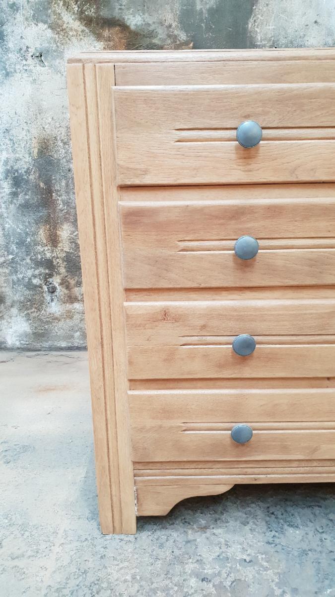 Vintage chest of drawers