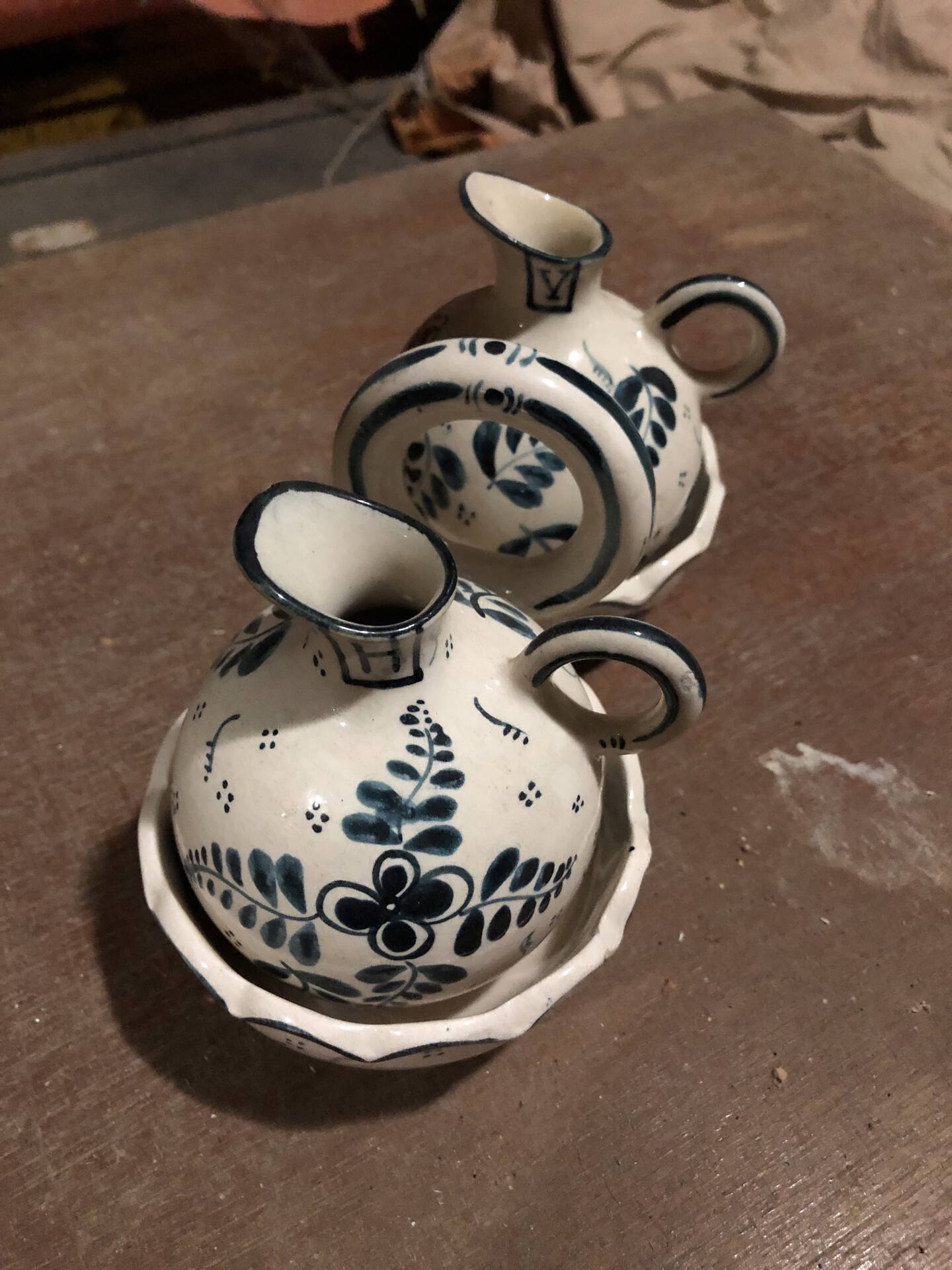 Oil and vinegar service