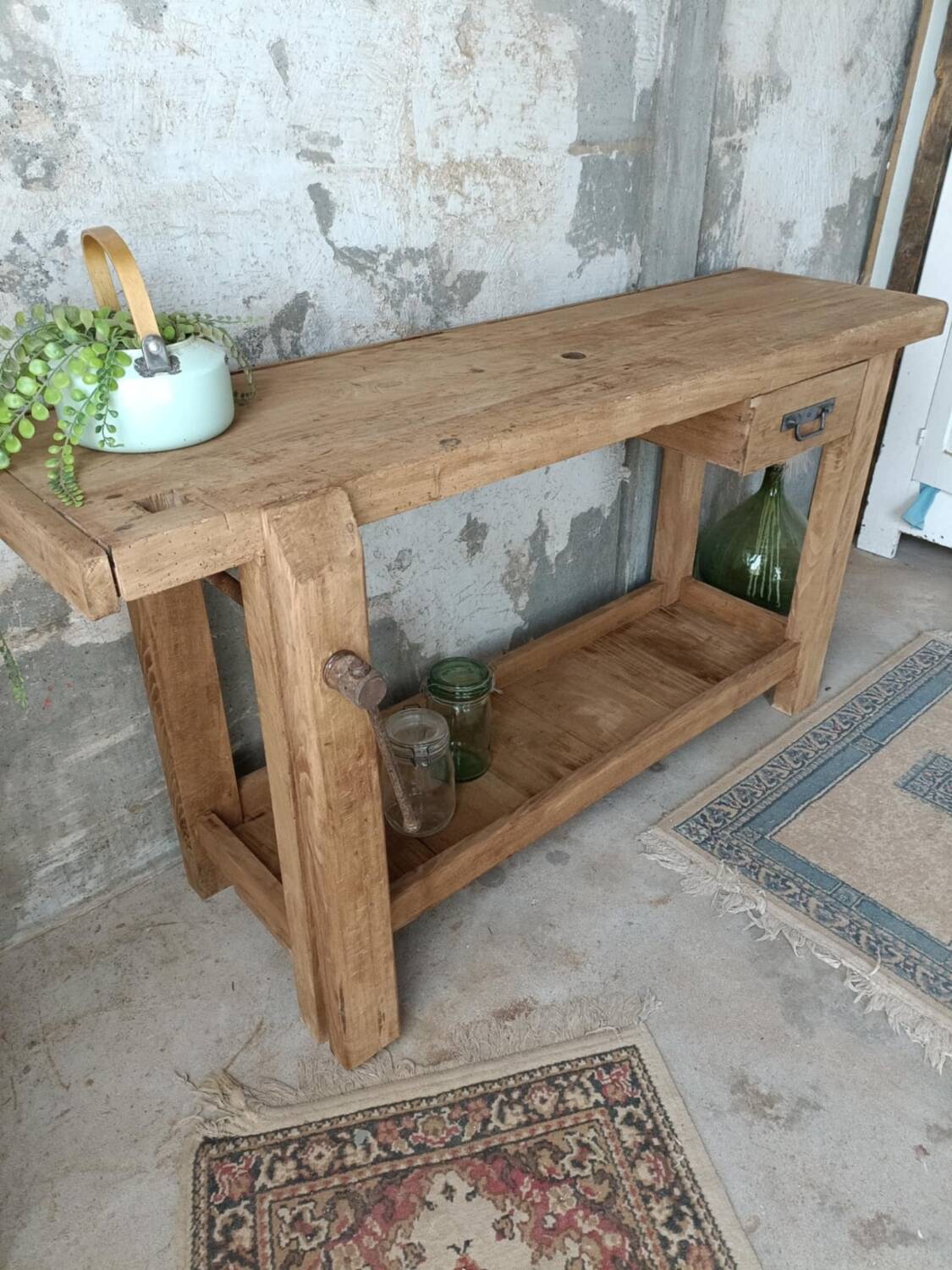 Carpenter's workbench