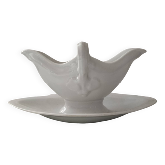 Old gravy boat