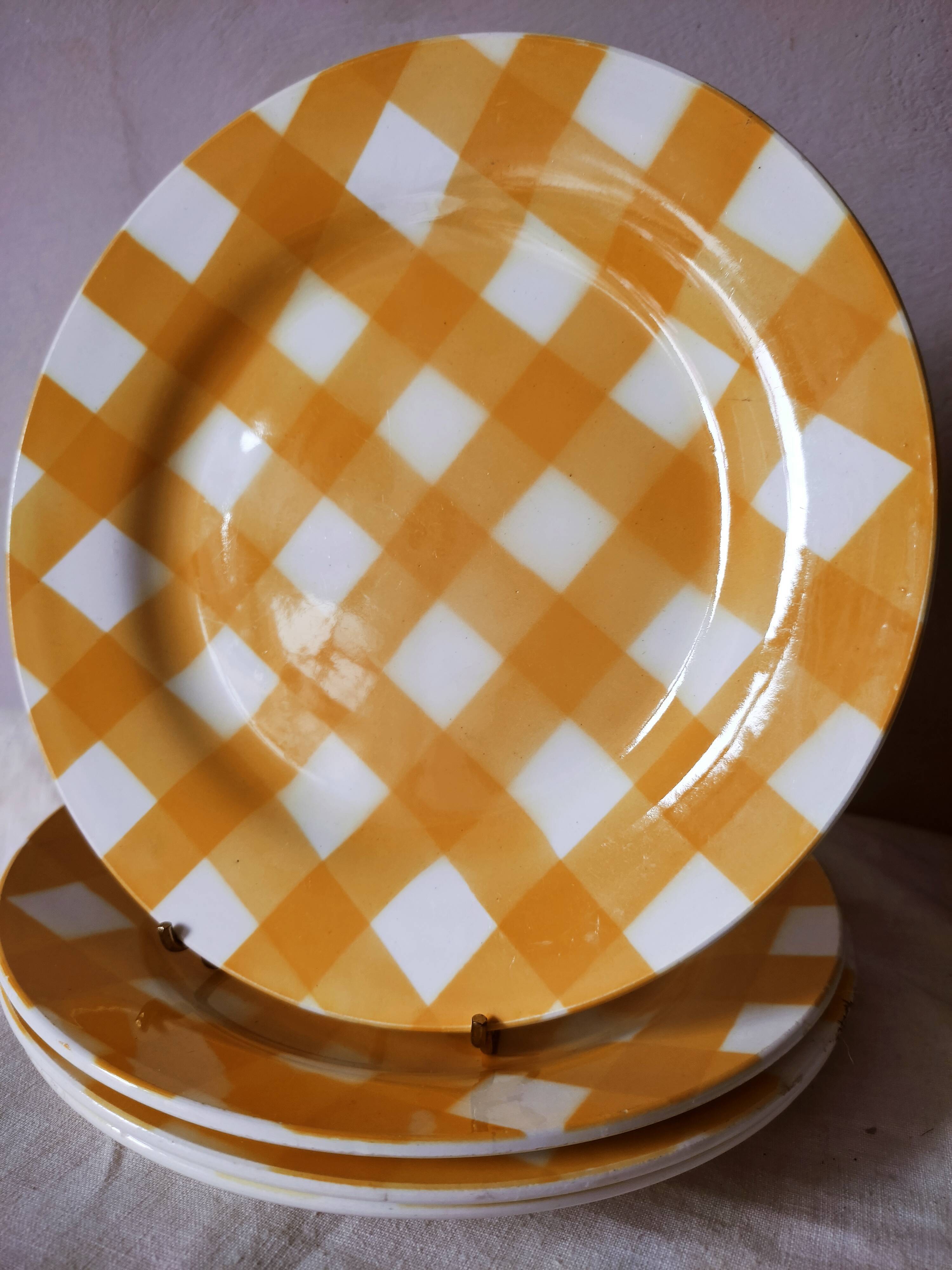 4 Digoin checkered plates