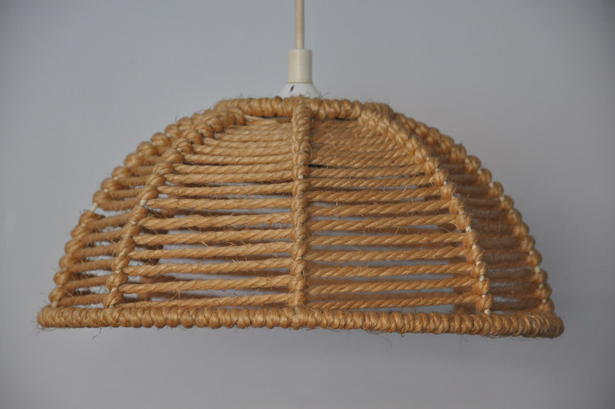Vintage rope suspension