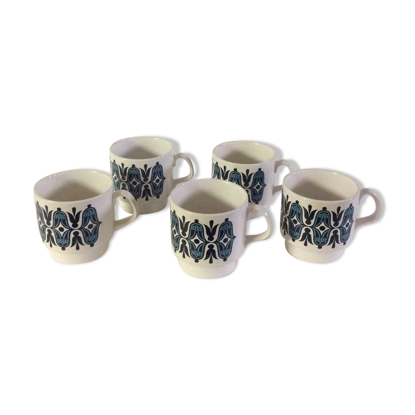 70 coffee mugs