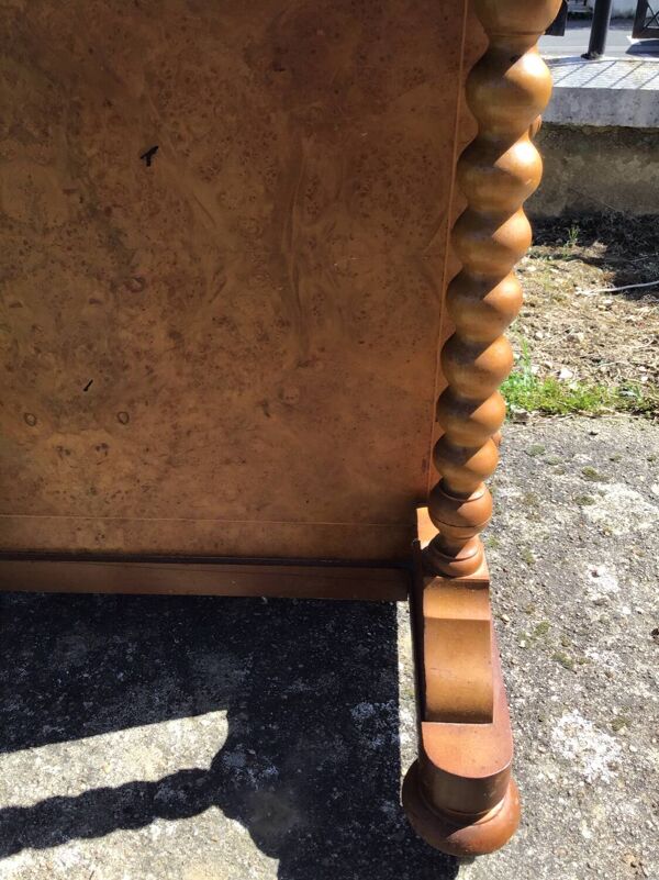 Bureau écritoire dit Davenport en bois fruitier et placage de loupe