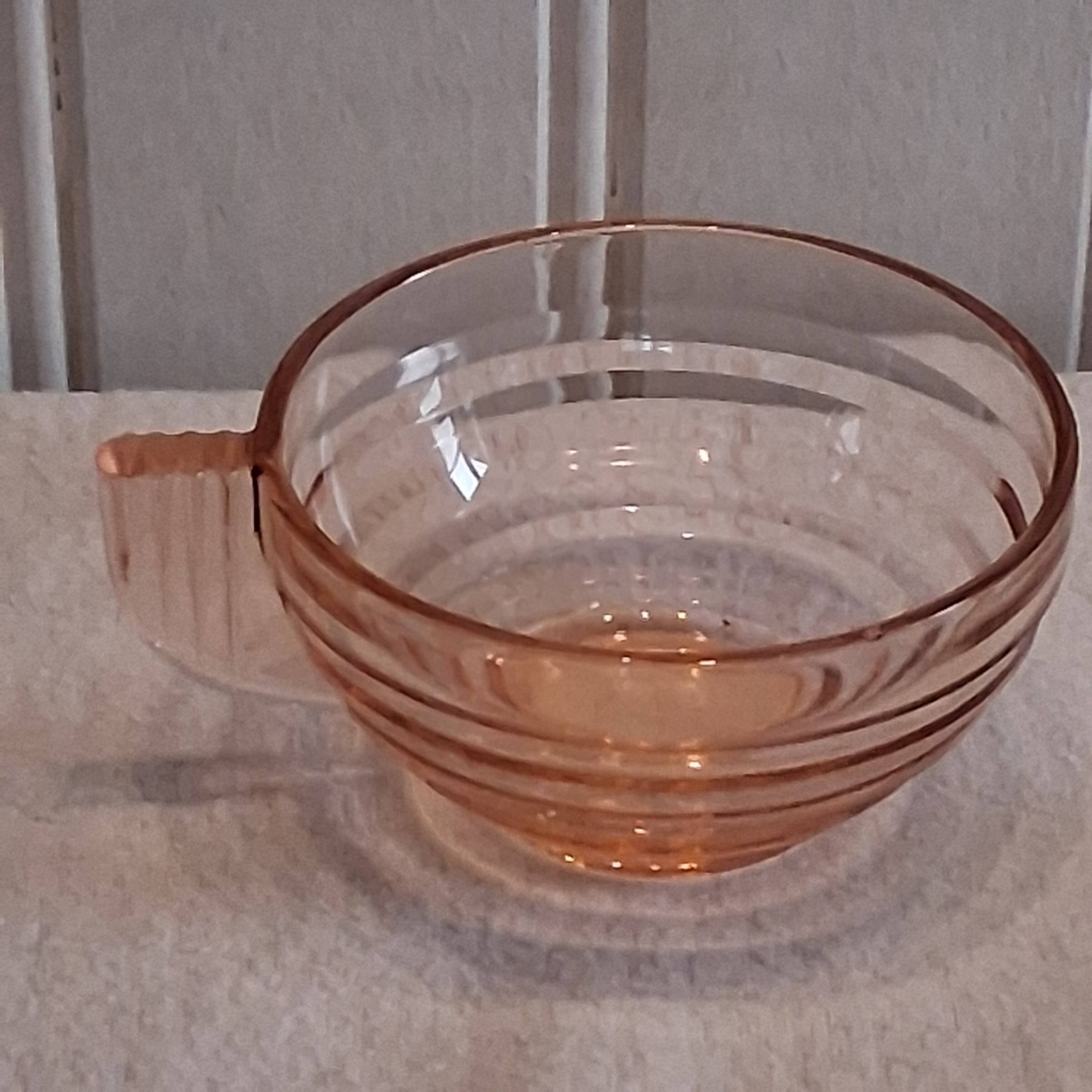 Set of 6 pink glass cups in very good condition.