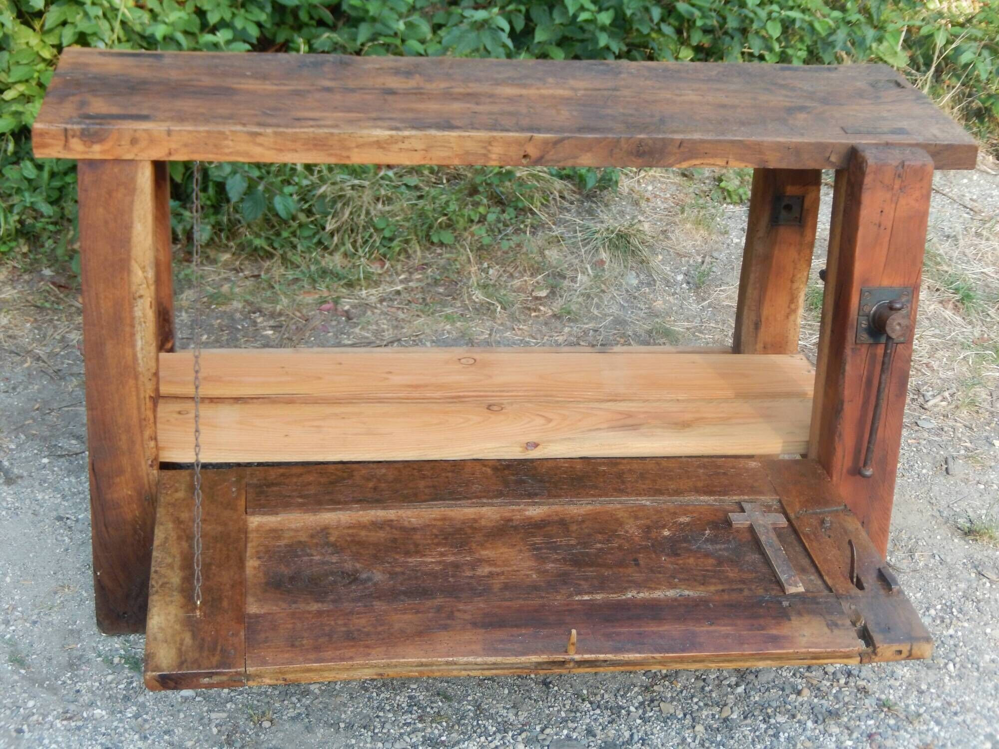 Superbe ancien établi de menuisier restauré en chêne - Meuble de métier