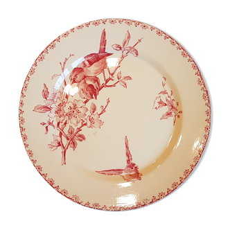 Plate with decoration of flowers and birds