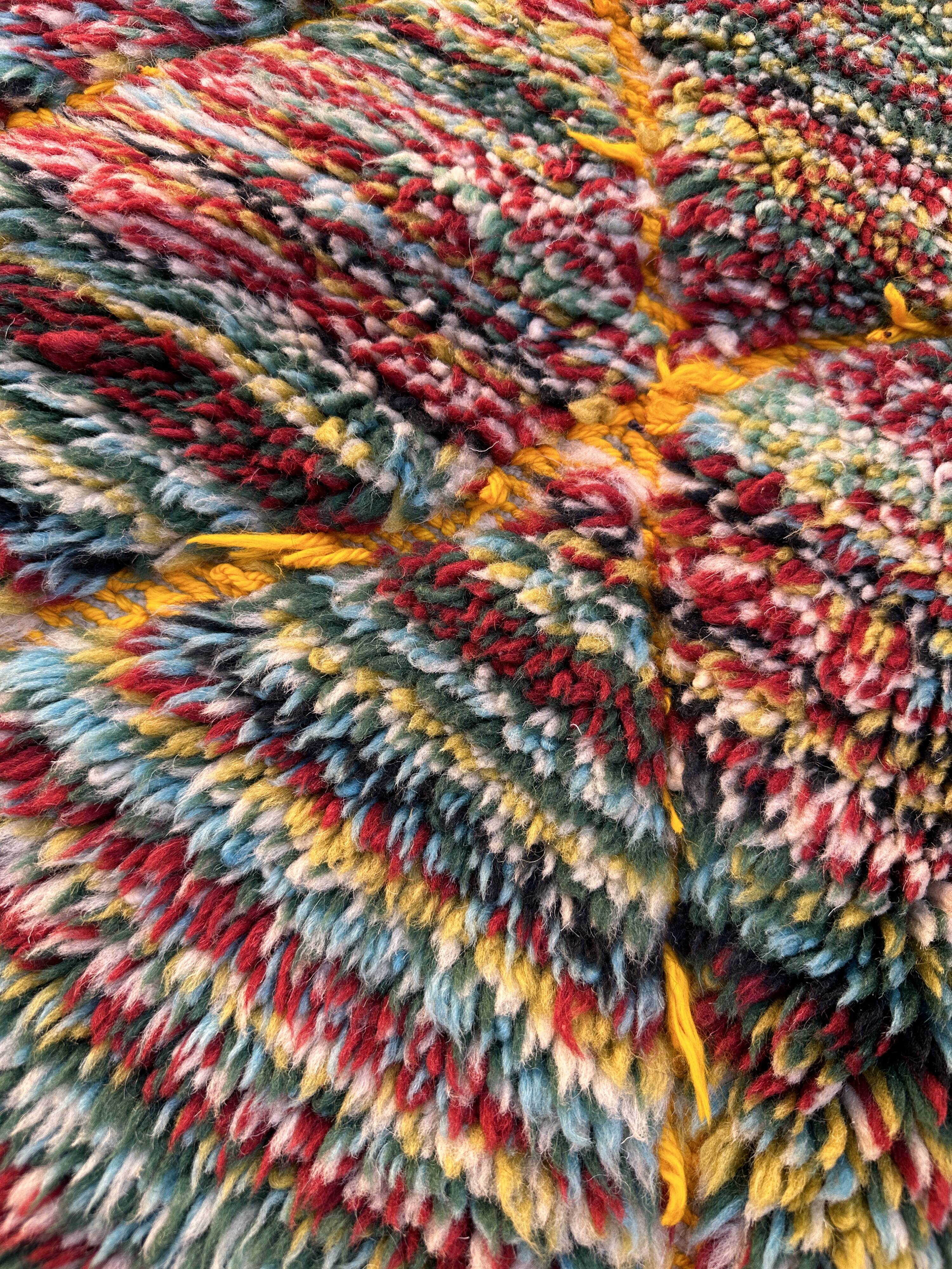 Colorful Beni M'Rirt Moroccan rug - 127 x 181 cm