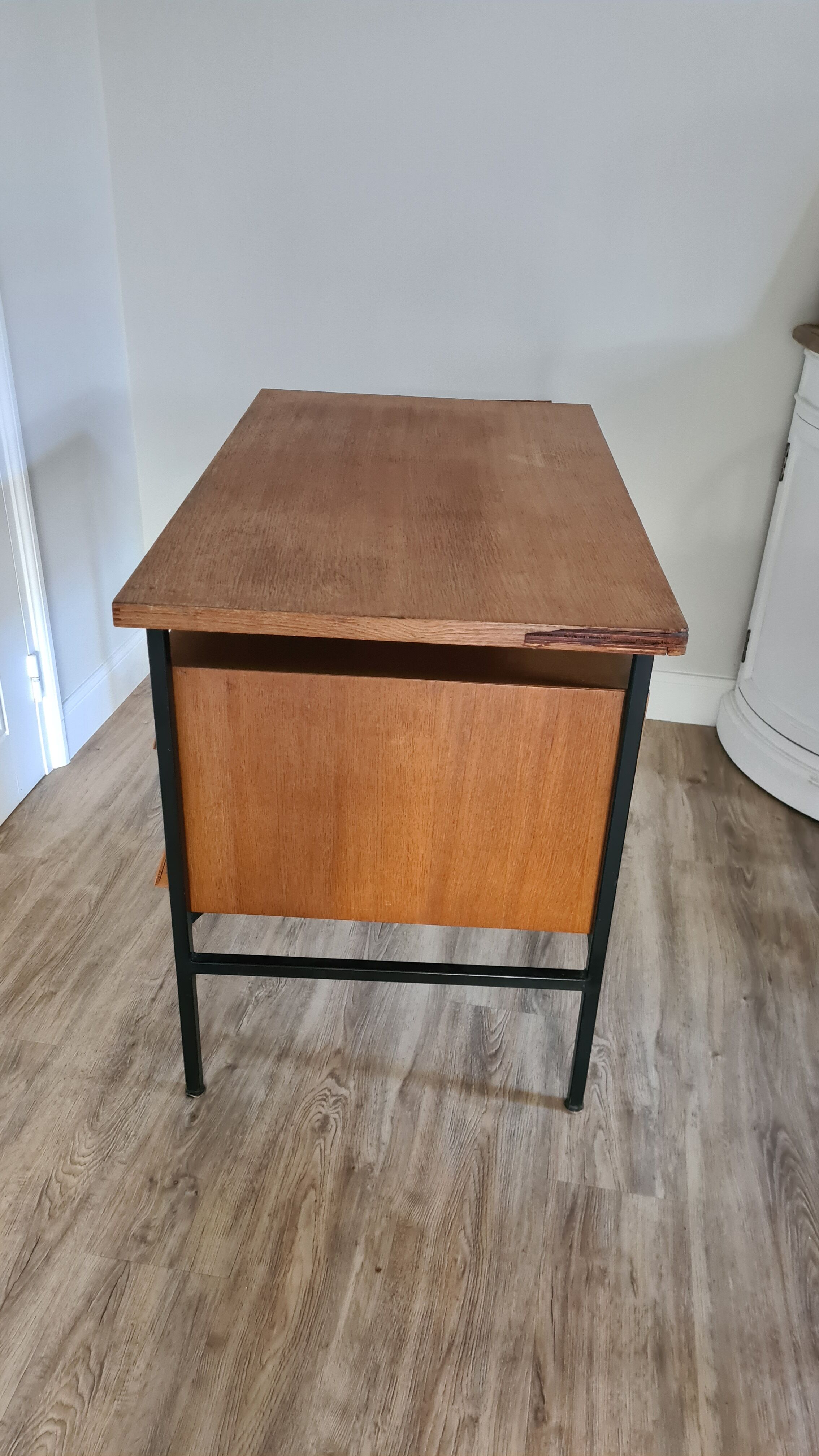 Old wood and metal desk 3 drawers 50s
