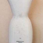 Buste mannequin femme Stockman taille 38 avec trépied en bois ajustable