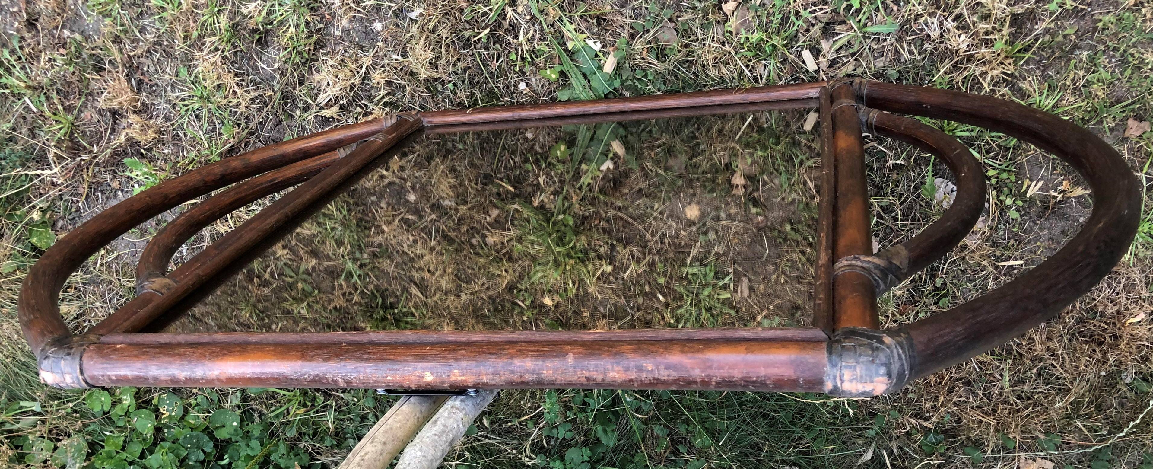 Grand miroir vintage en rotin