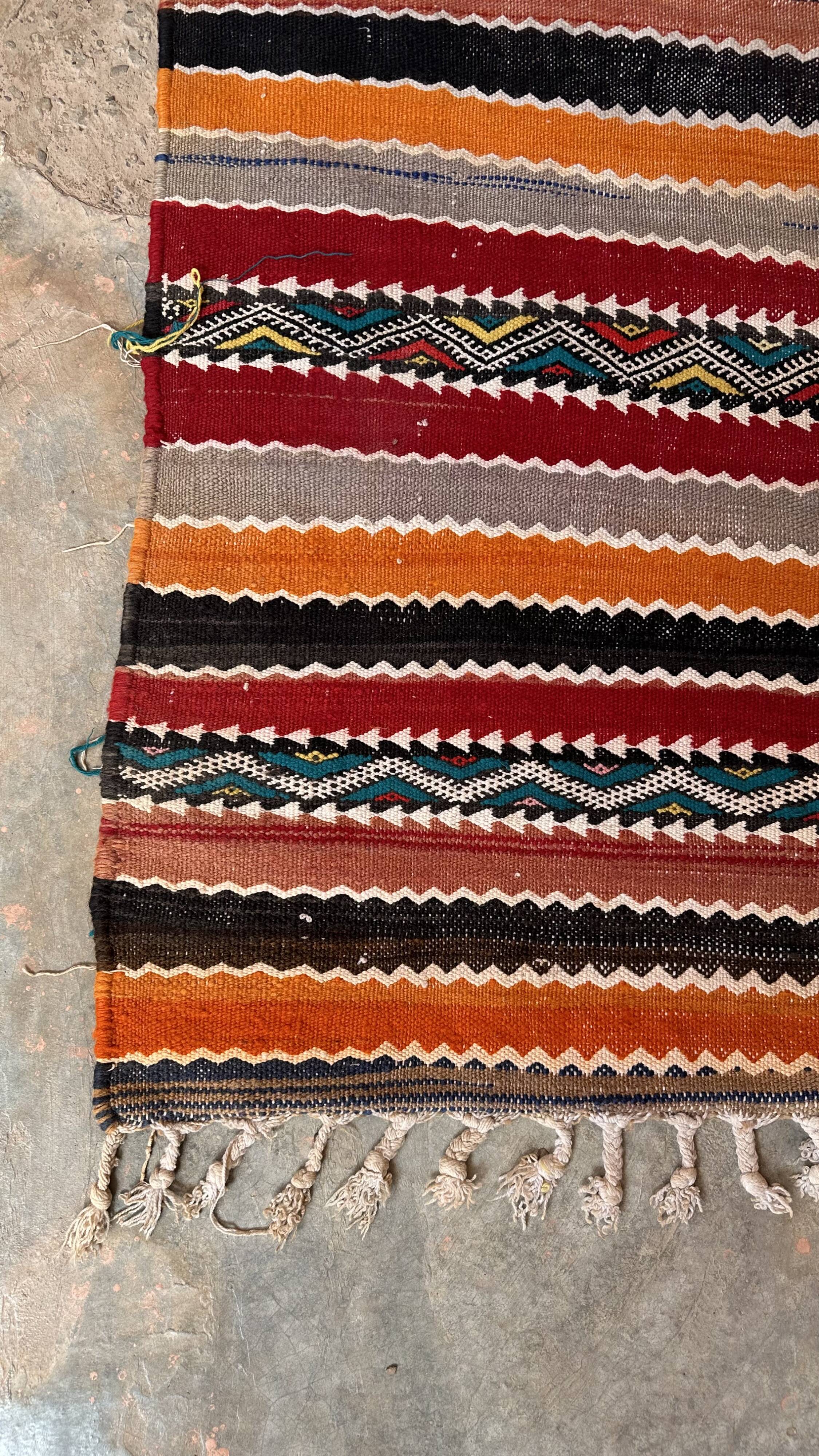 Moroccan kilim zayan rug - 280 x 152 cm