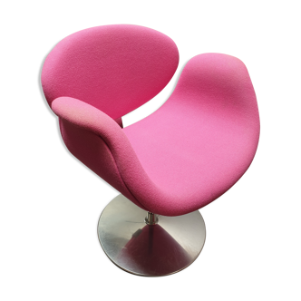 Little Tulip by Pierre Paulin for Artifort