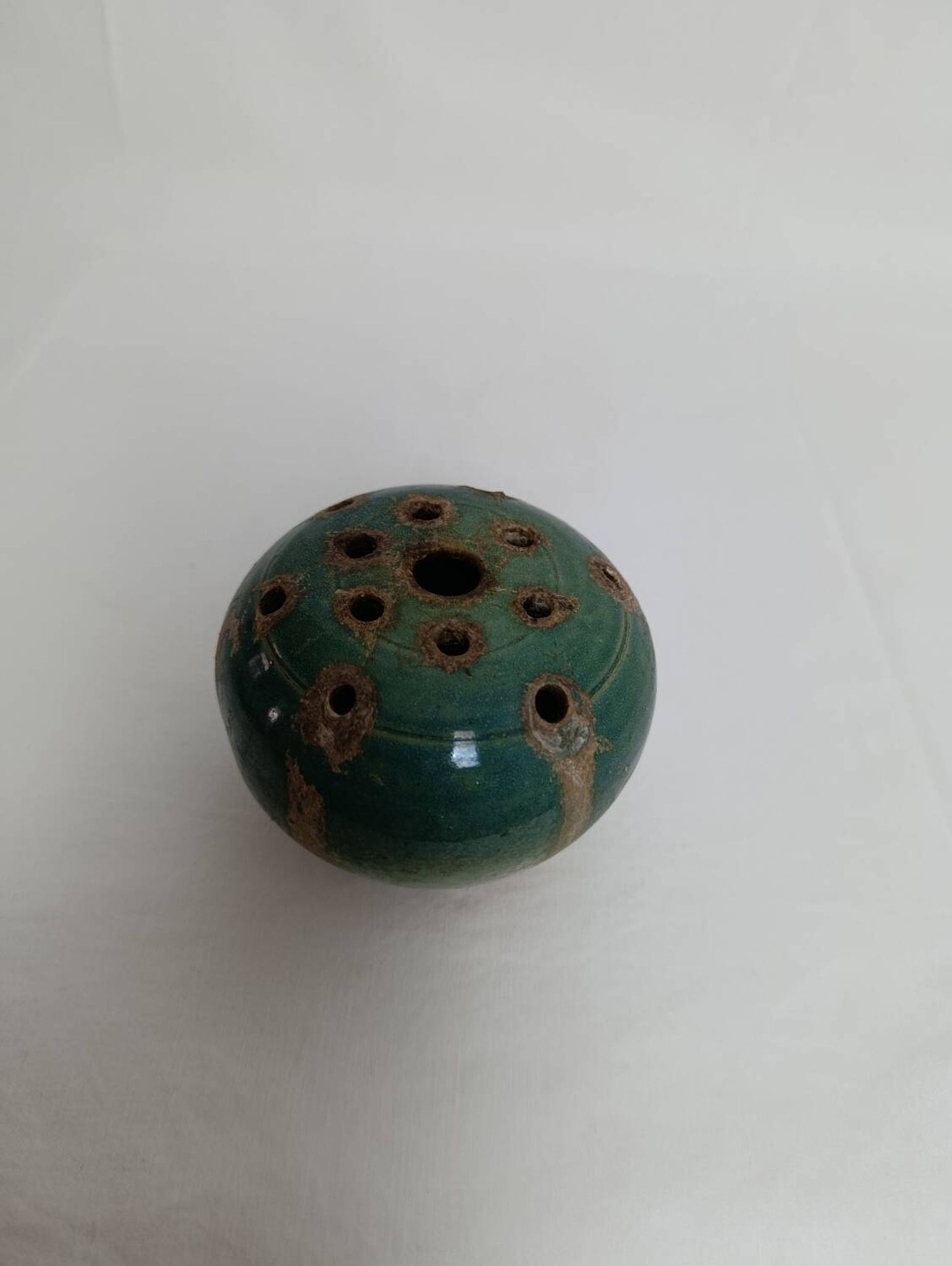 Vase pique fleurs en grès émaillé artisanale
