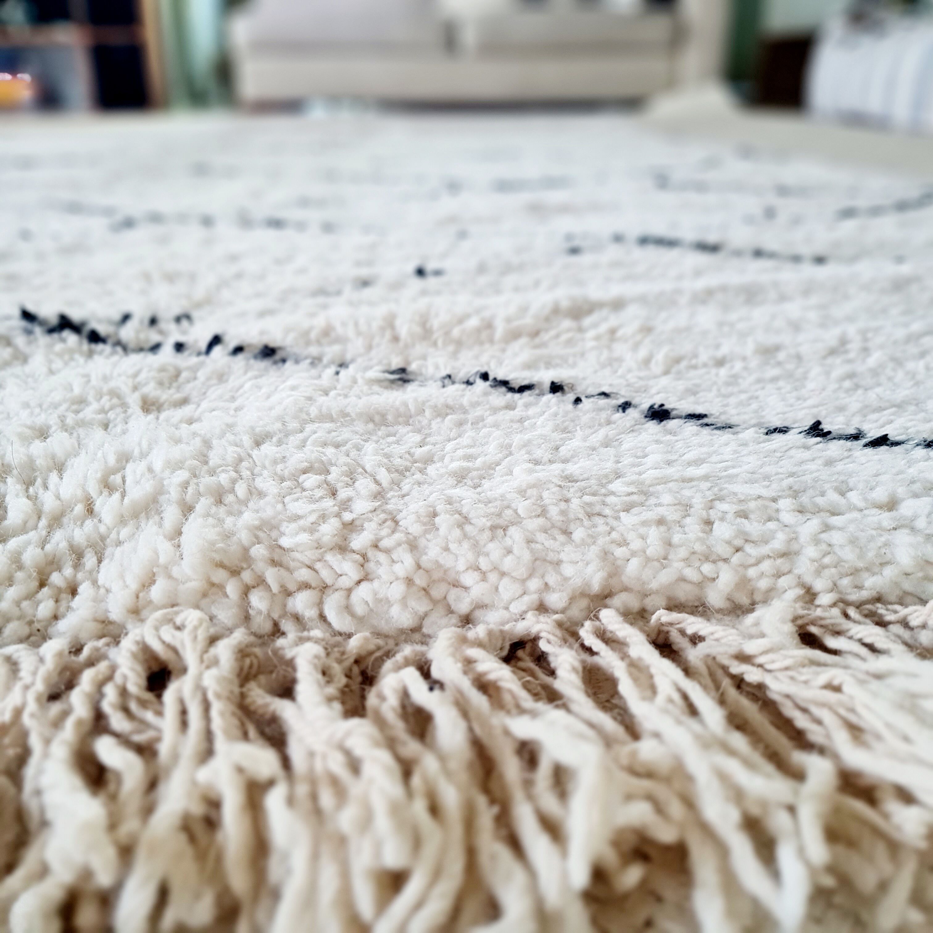 Carpet Beni Ouarain Middle atlas white wool