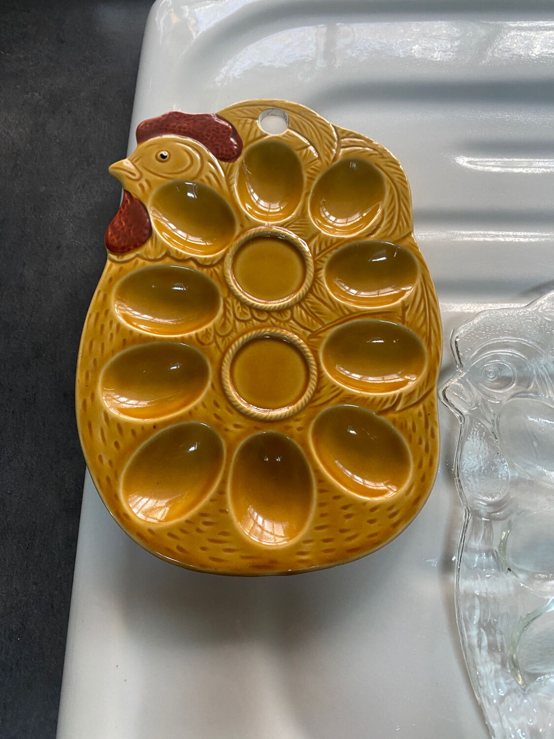 Coquetiers avec plateaux