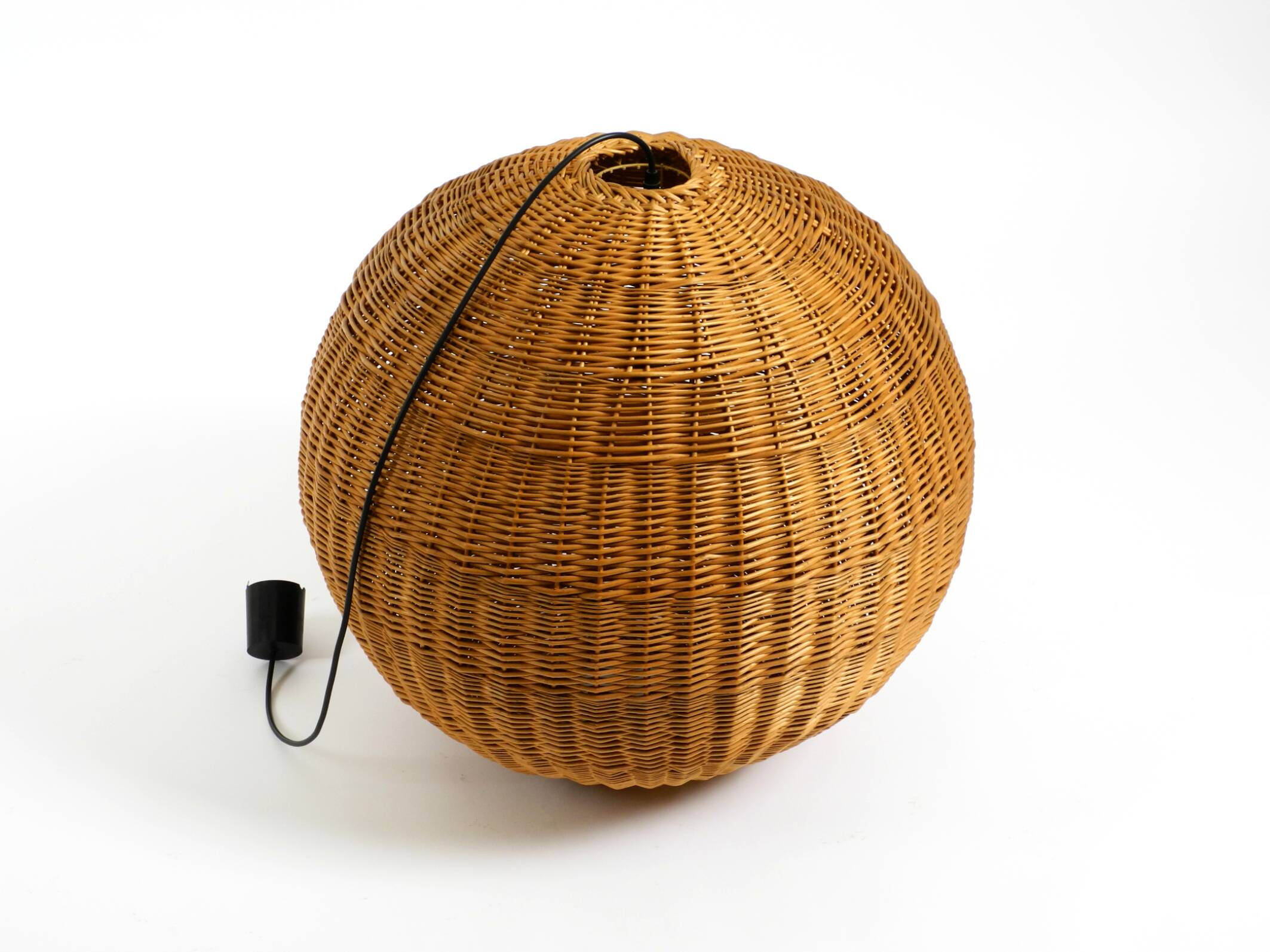 Very rare original XXL rattan ball pendant lamp | Mid Century Modern | Ø 66