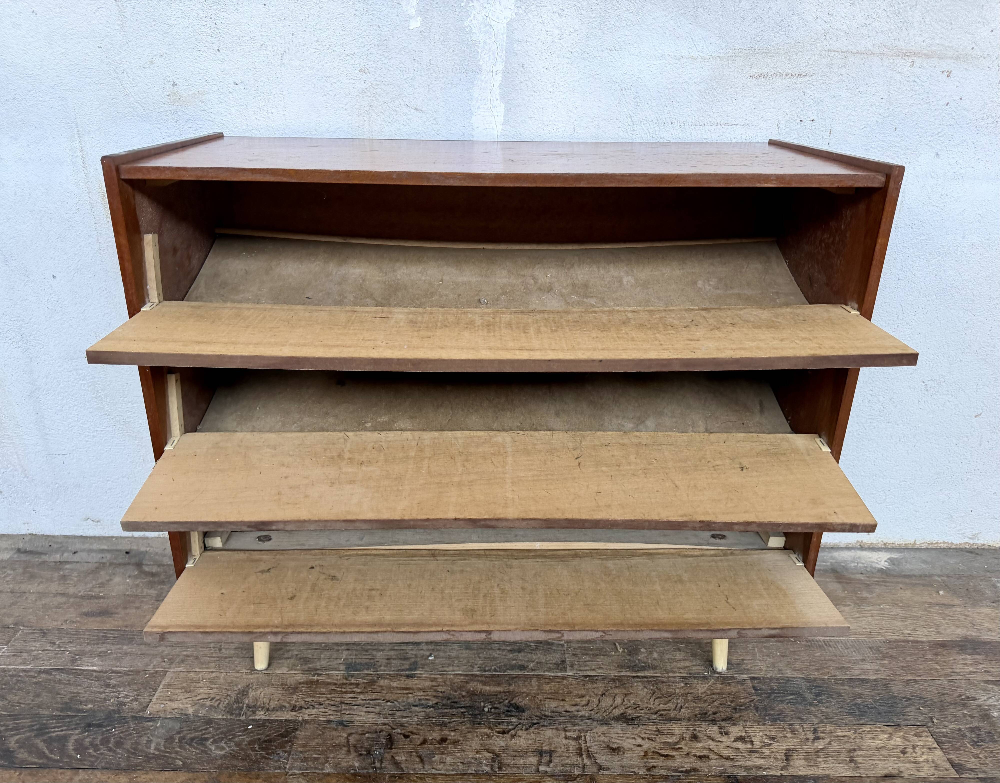 Vintage shoe cabinet – Scandinavian style