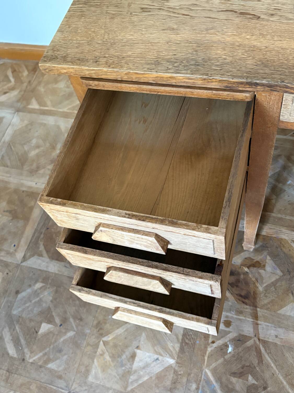 American desk in raw wood