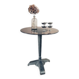 Table bistrot estampillée Louis Vuitton