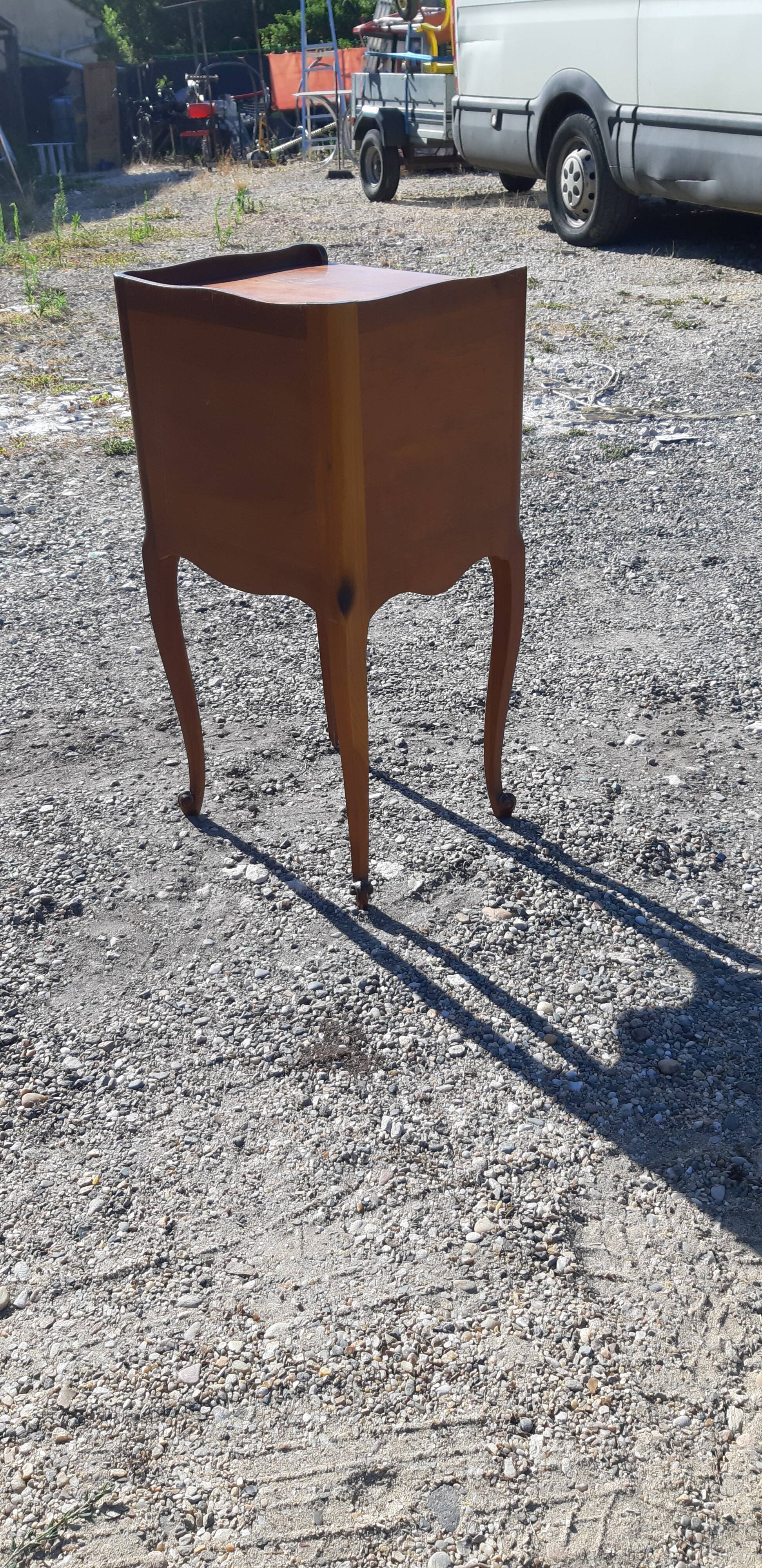 Bedside cherry 3 drawers