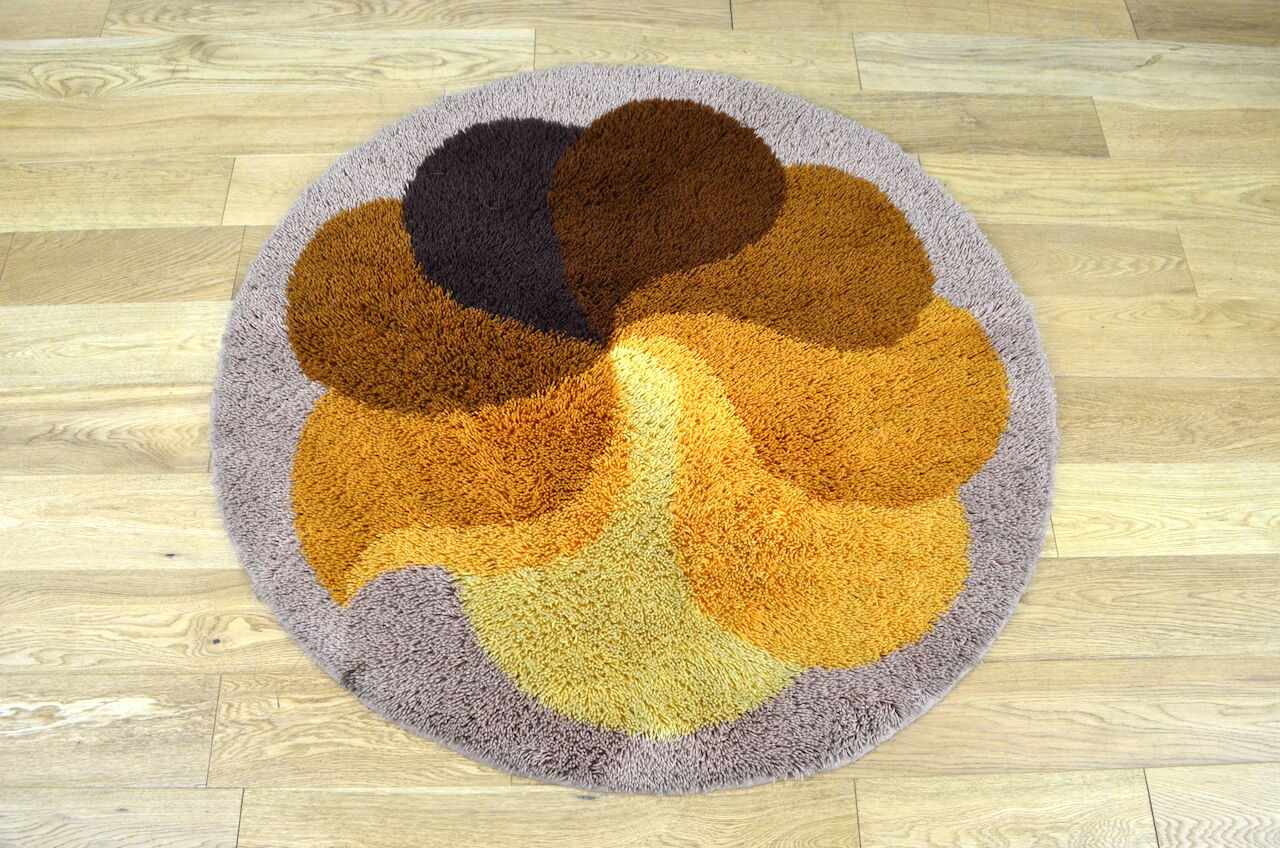 Round carpet desso 1970 holland