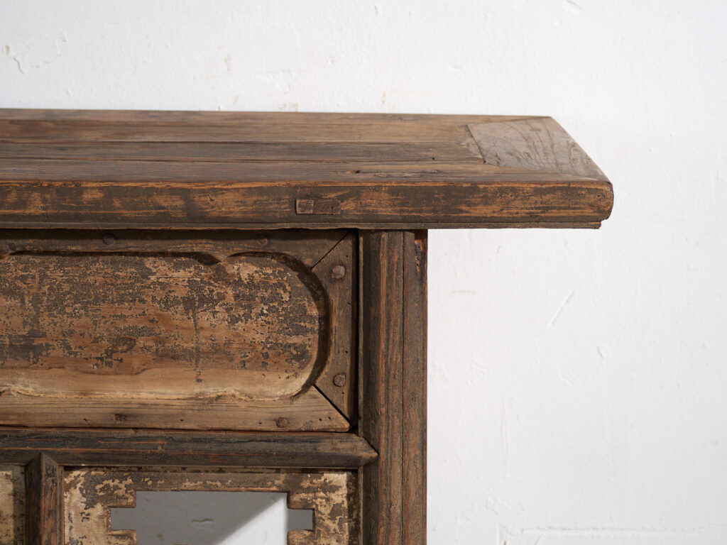 Console ancienne chinoise à entrelacs géométriques – Chine, vers 1900