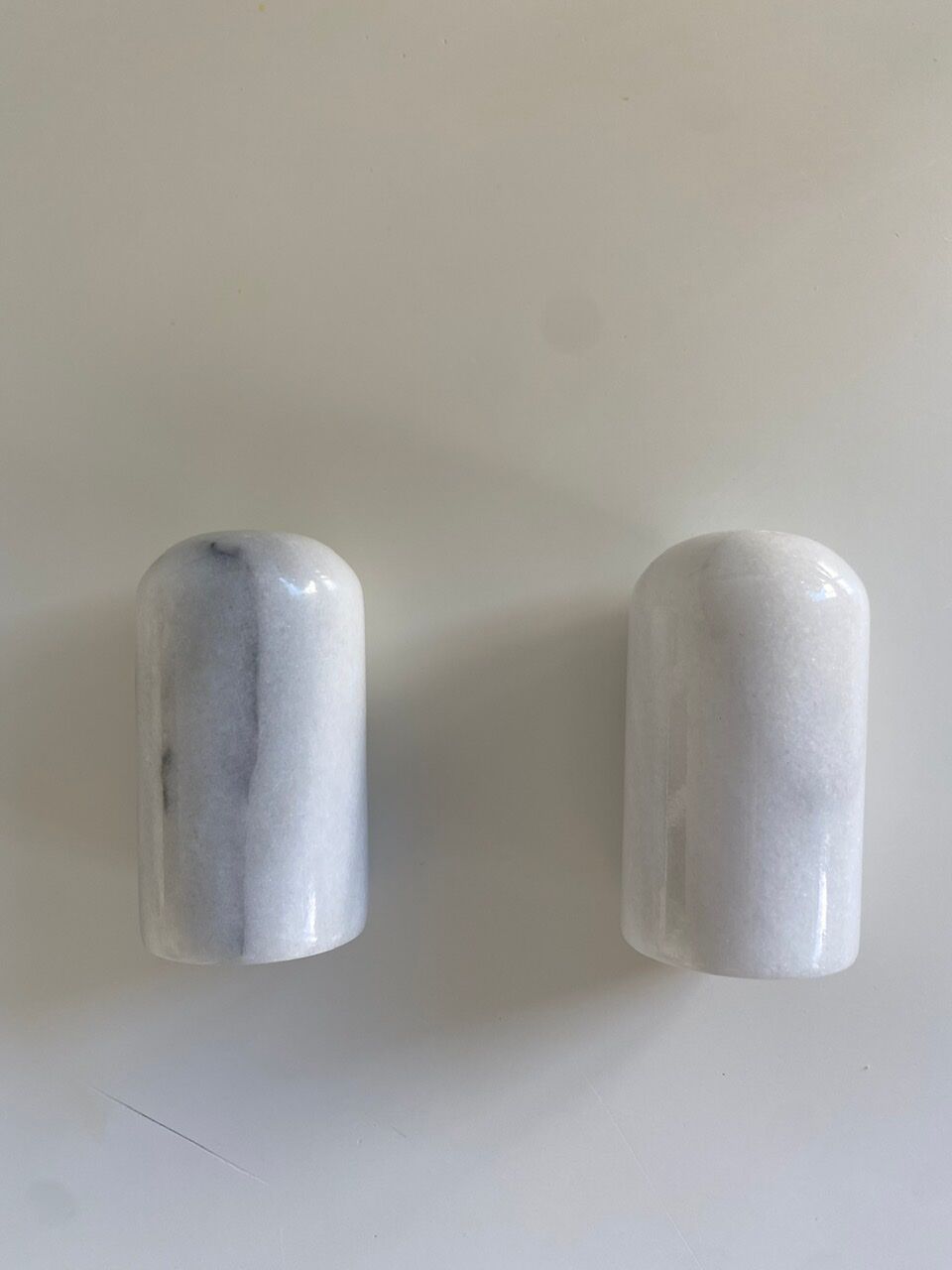 Salt and pepper shaker in Carrara marble, 70s