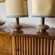 Ensemble de 2 pieds de lampes de table Hollywood Regency en granit rose et laiton, Italie 1970
