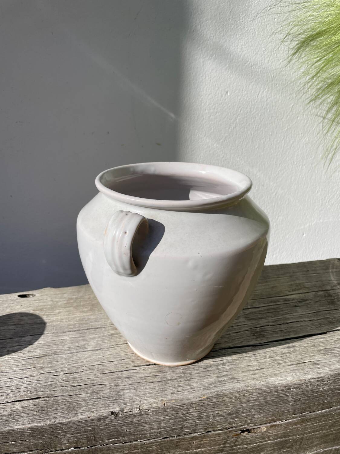 White ceramic flowerpot