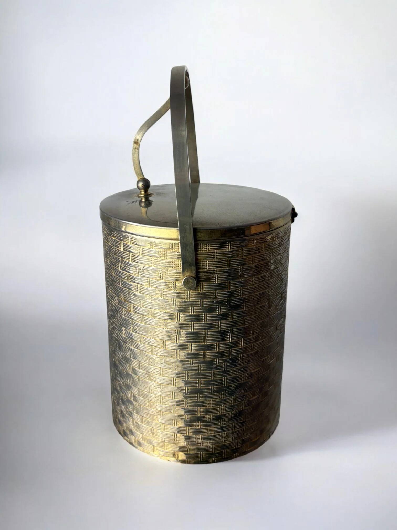 Regency braided ice bucket in brass, Italy, 1970s