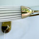 Applique art deco tete de lit, forme dirigeable, laiton opaline