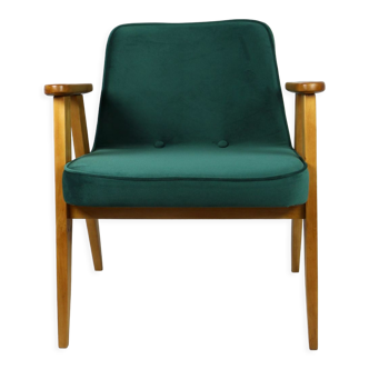 366 Lounge Chair in Green Velvet by Józef Chierowski, 1970s