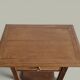 Table d’appoint chêne – Lignes architecturales, esprit moderniste 1940