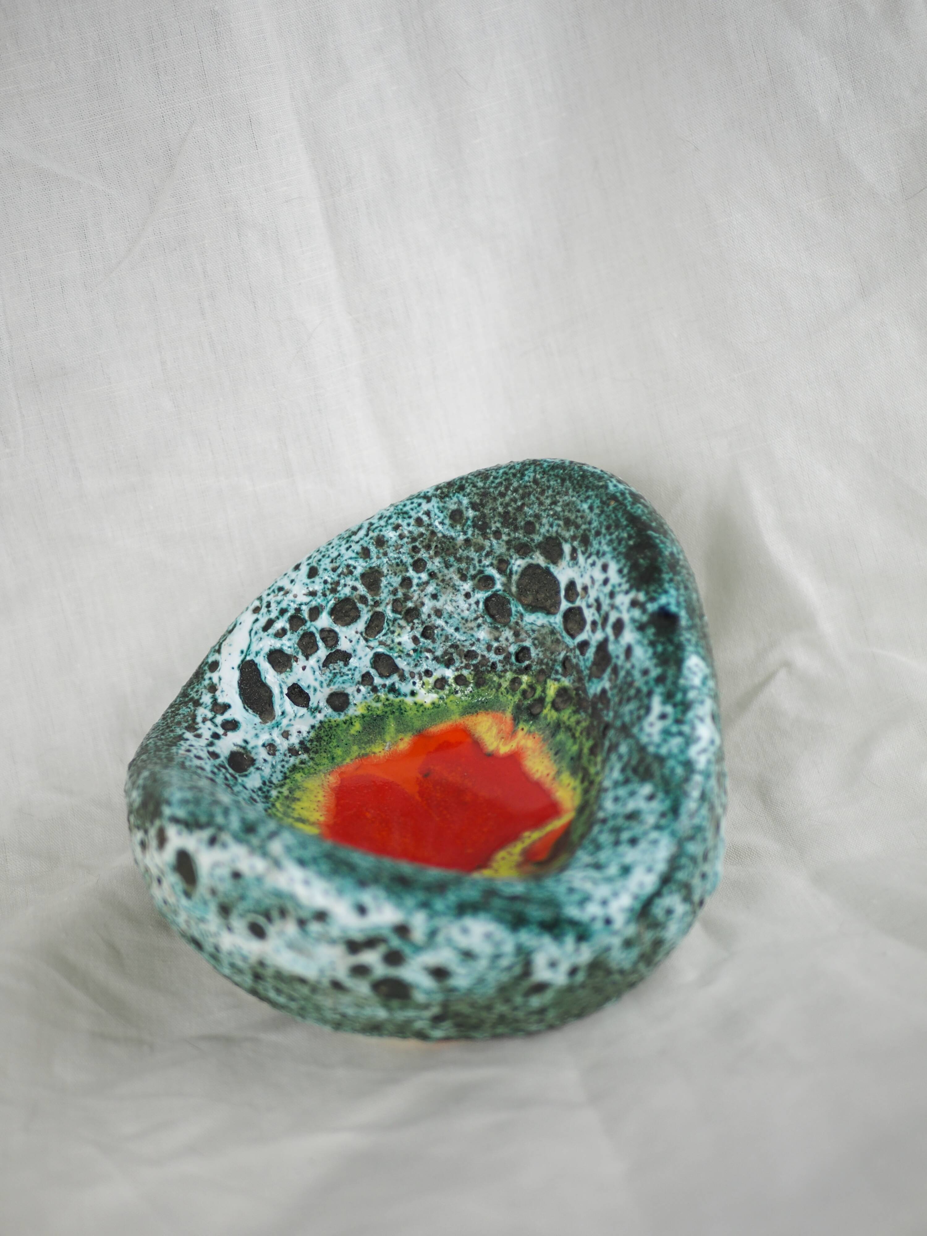 Lava and cyan foam enamel ashtray - Fat lava ceramic - 60s - 70s