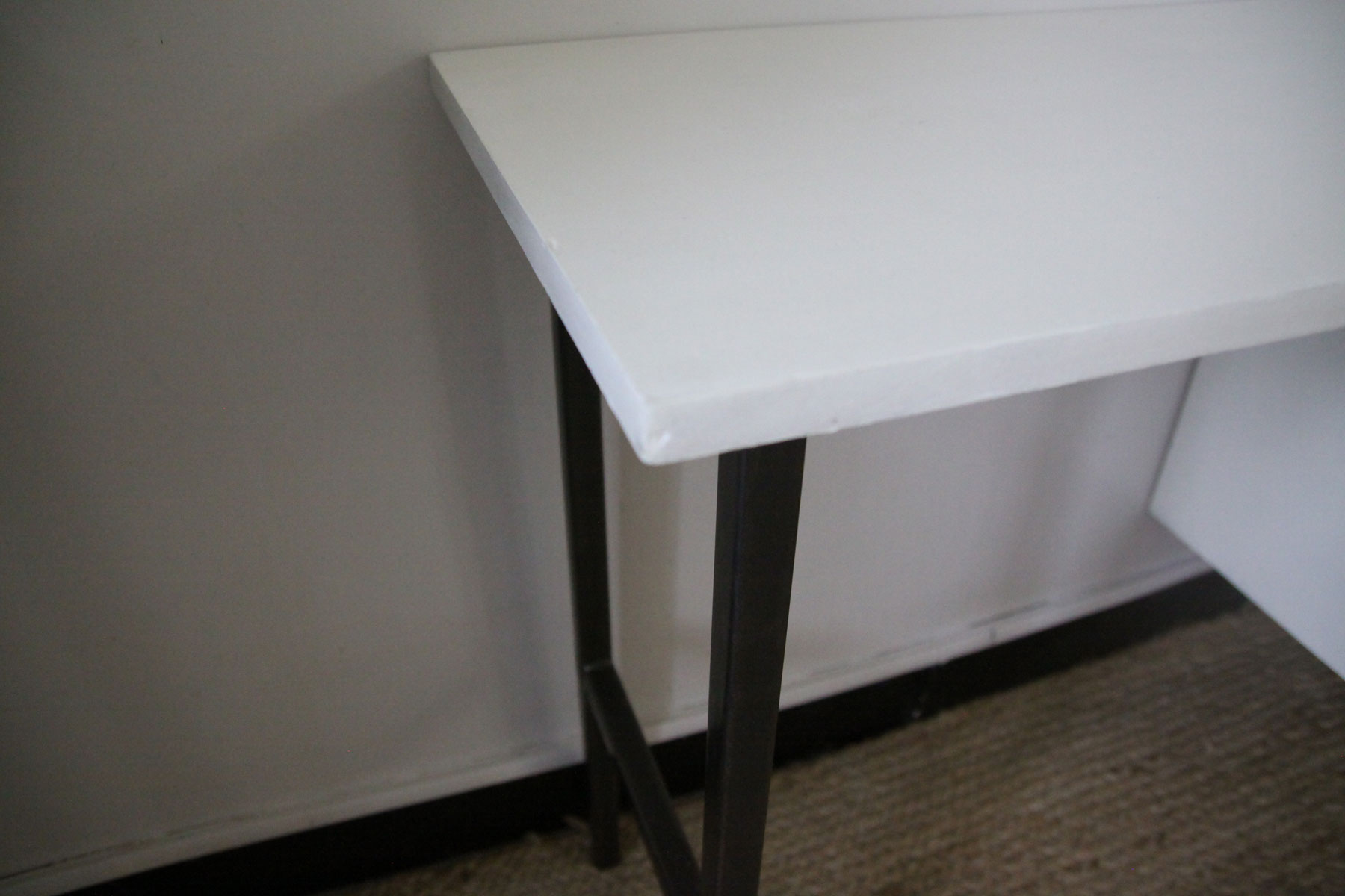 Vintage buffet in Tirois