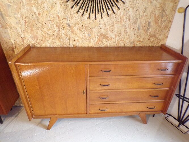 Buffet year 50 vintage