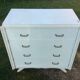 Commode vintage à pieds compas peinte en blanc