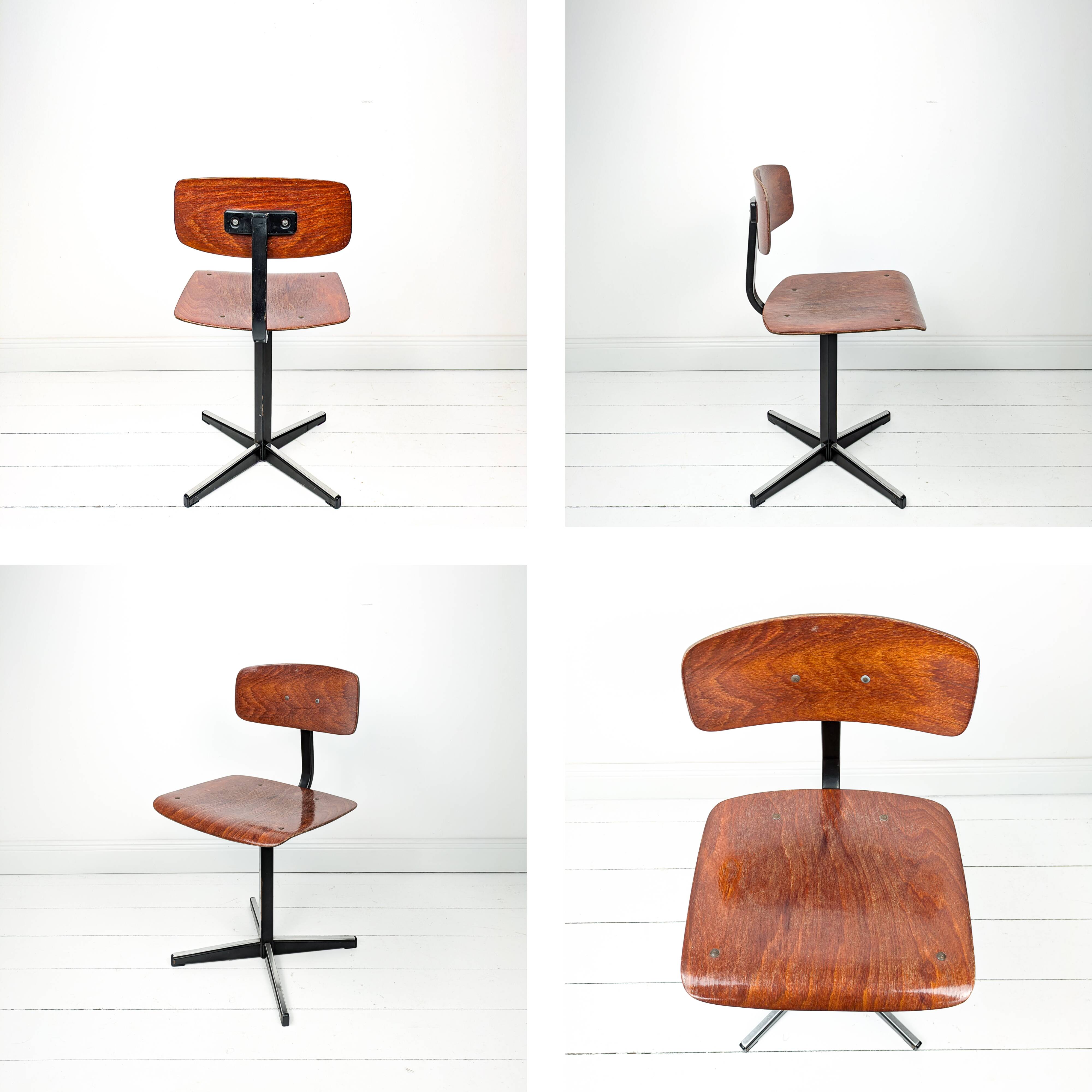 Mid Century Chaise d'école Chaise d'enfant Bois Métal Vintage Rétro Chambre d'enfant Pied Skandi Sca