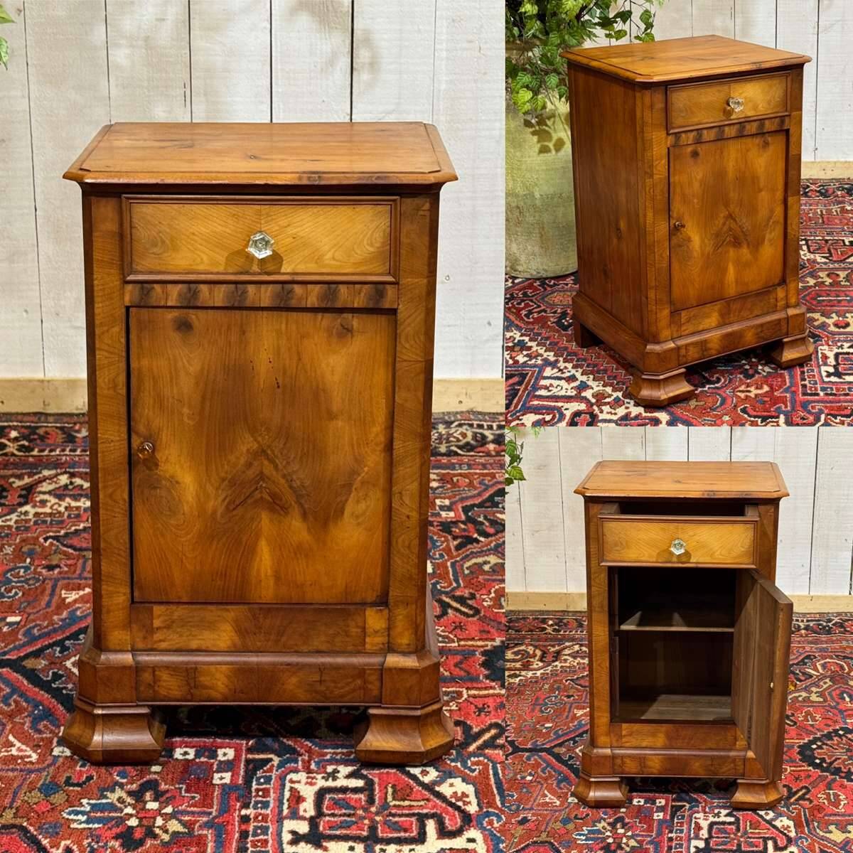 Louis Philippe bedside table from the 19th century in cherry wood.