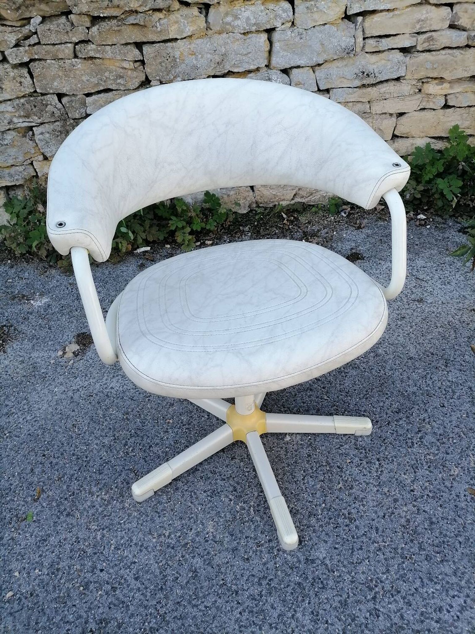 Vintage barber chair suite