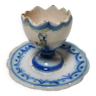 Ceramic eggcup Henriot Quimper