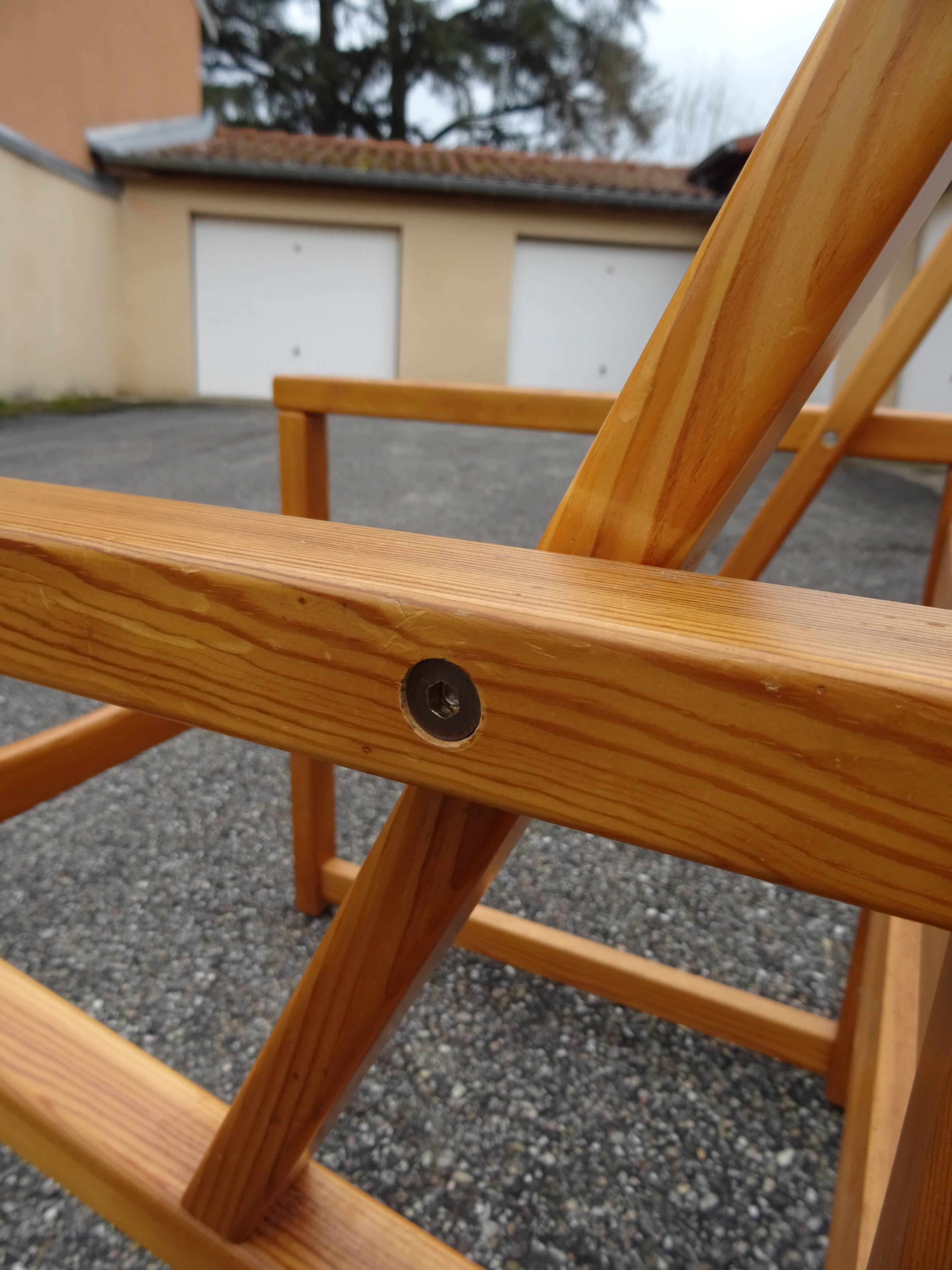 Paire de fauteuils style scandinave, années 70-80