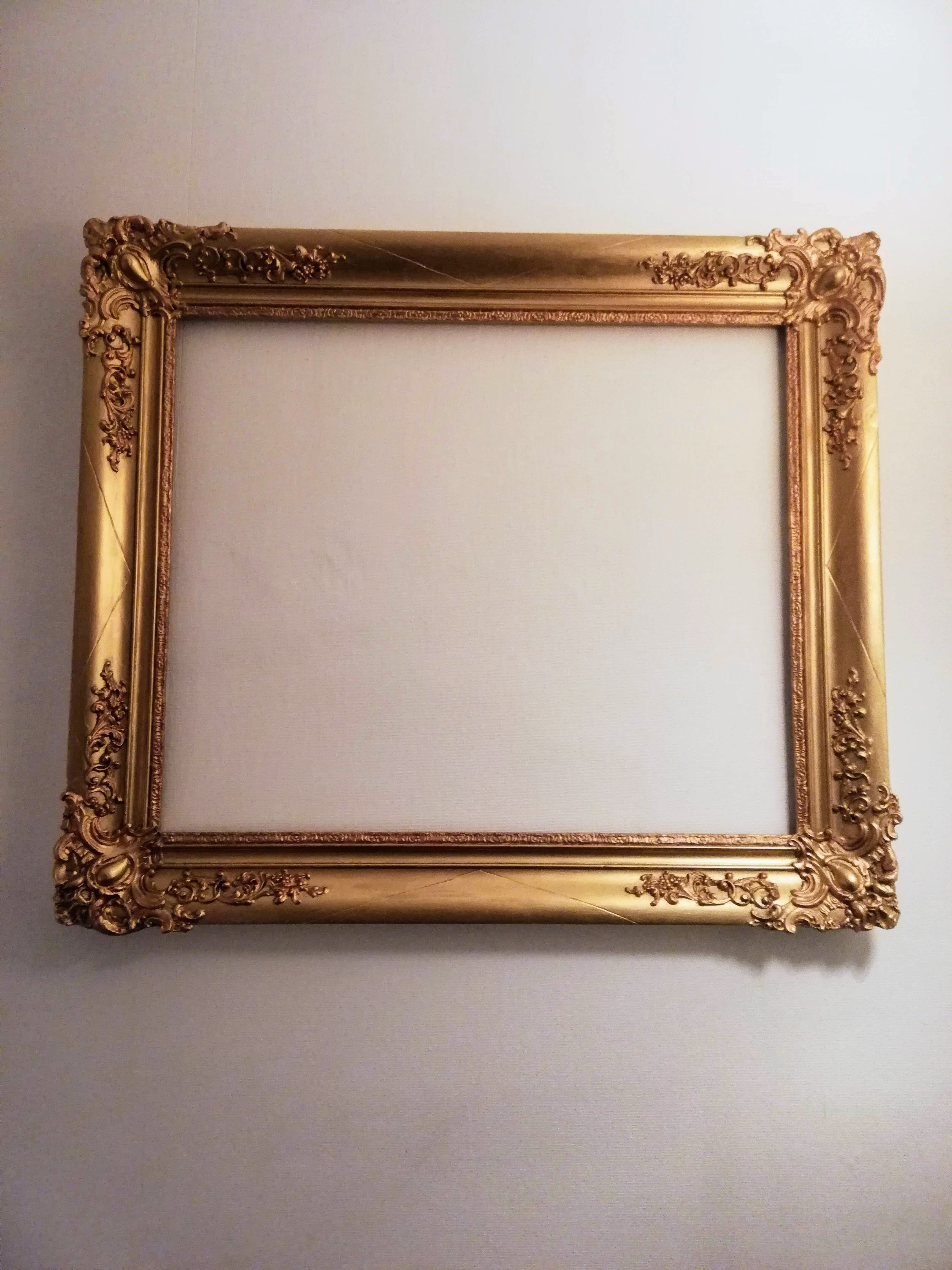 Louis XV large format gilded frame - Foliage: 66 x 55 cm