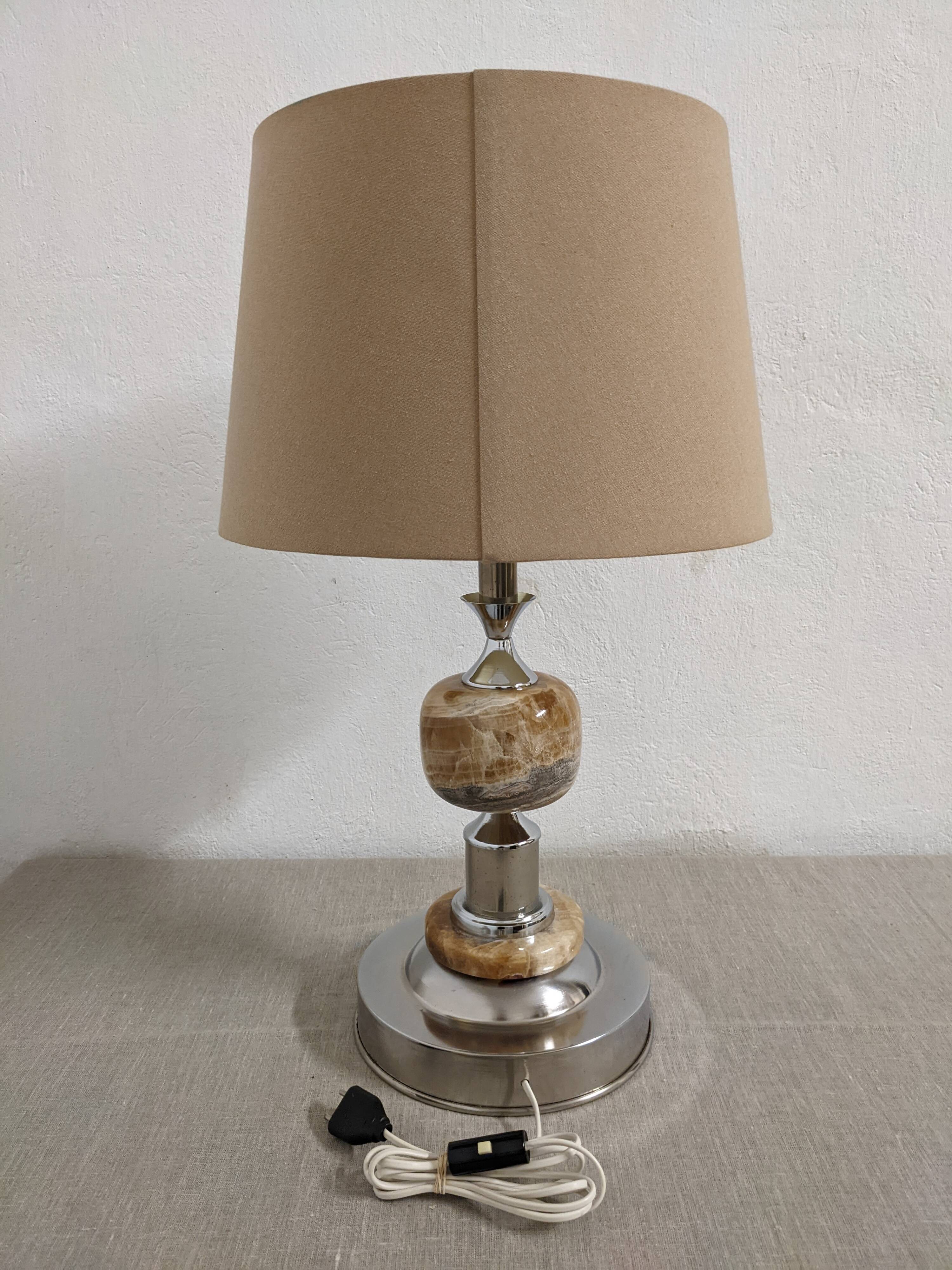 Living lamp in onyx and chromed metal from the 60s/70s