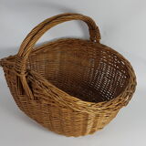 Old Provençal basket in vintage wicker 60s